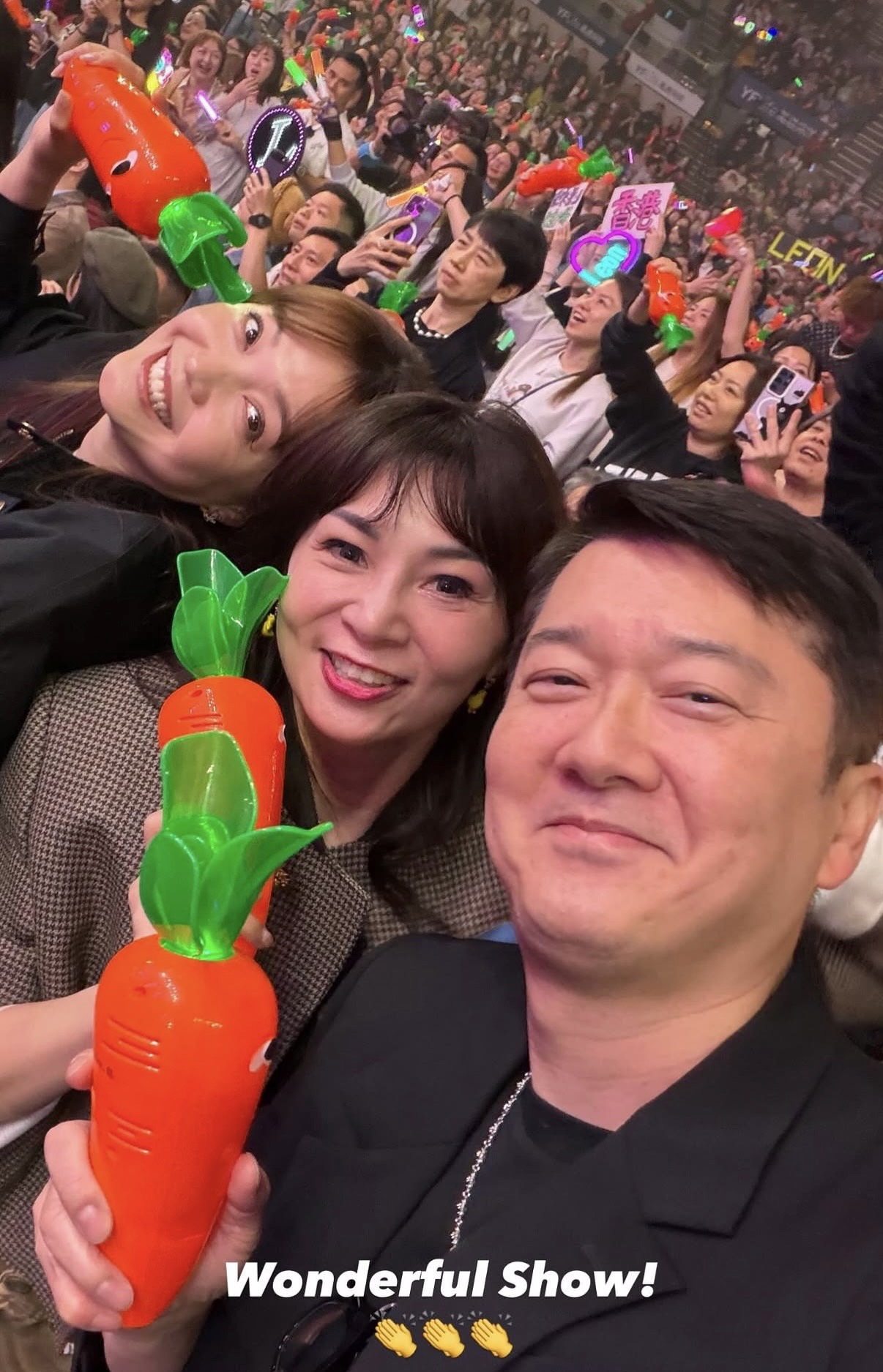 黎明出道40周年纪念演唱会开锣，林建岳携女友捧场，张学友送花篮