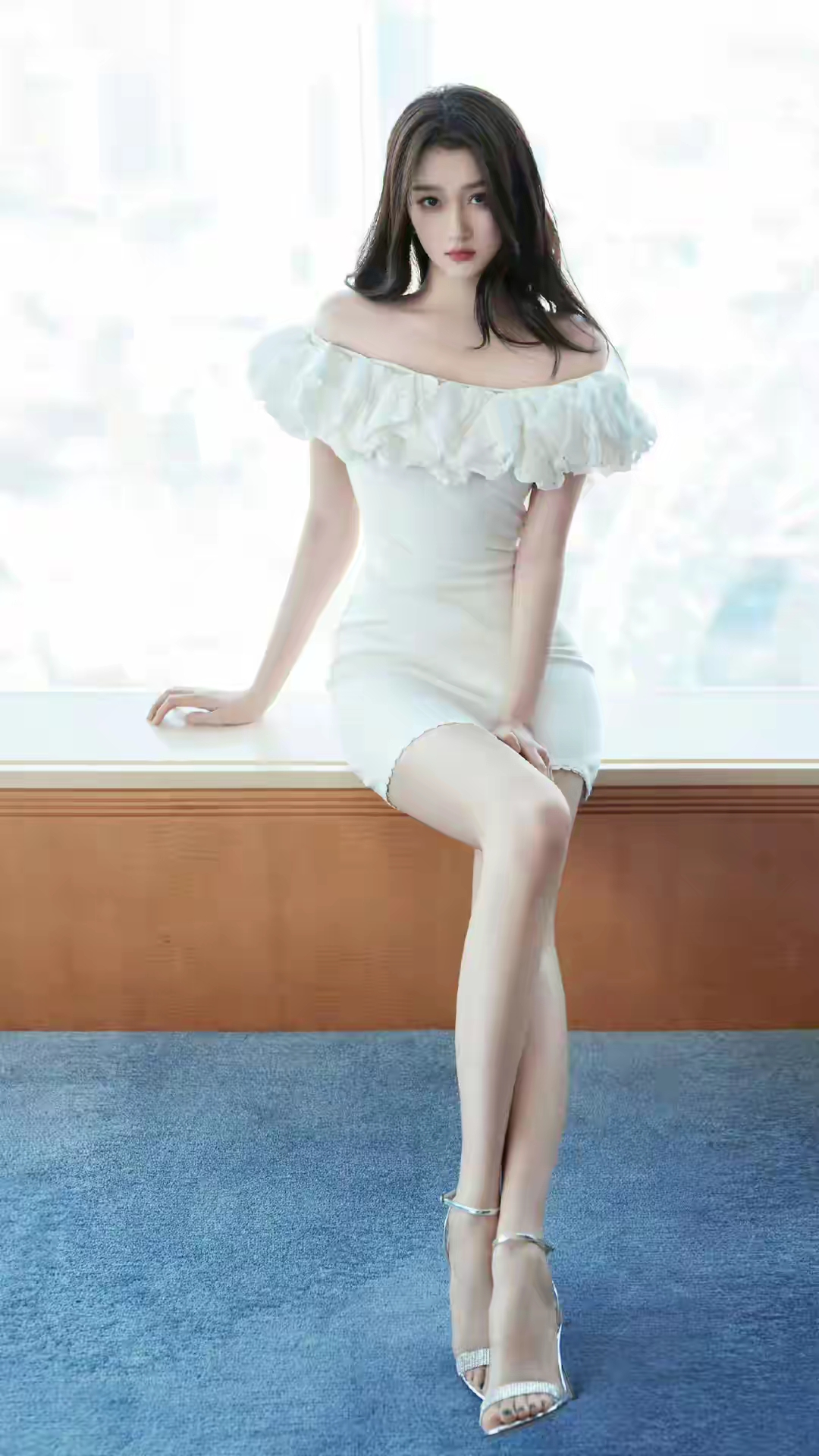 关晓彤,娱乐圈大长腿第一人,这双美腿真的傲视群“雌”