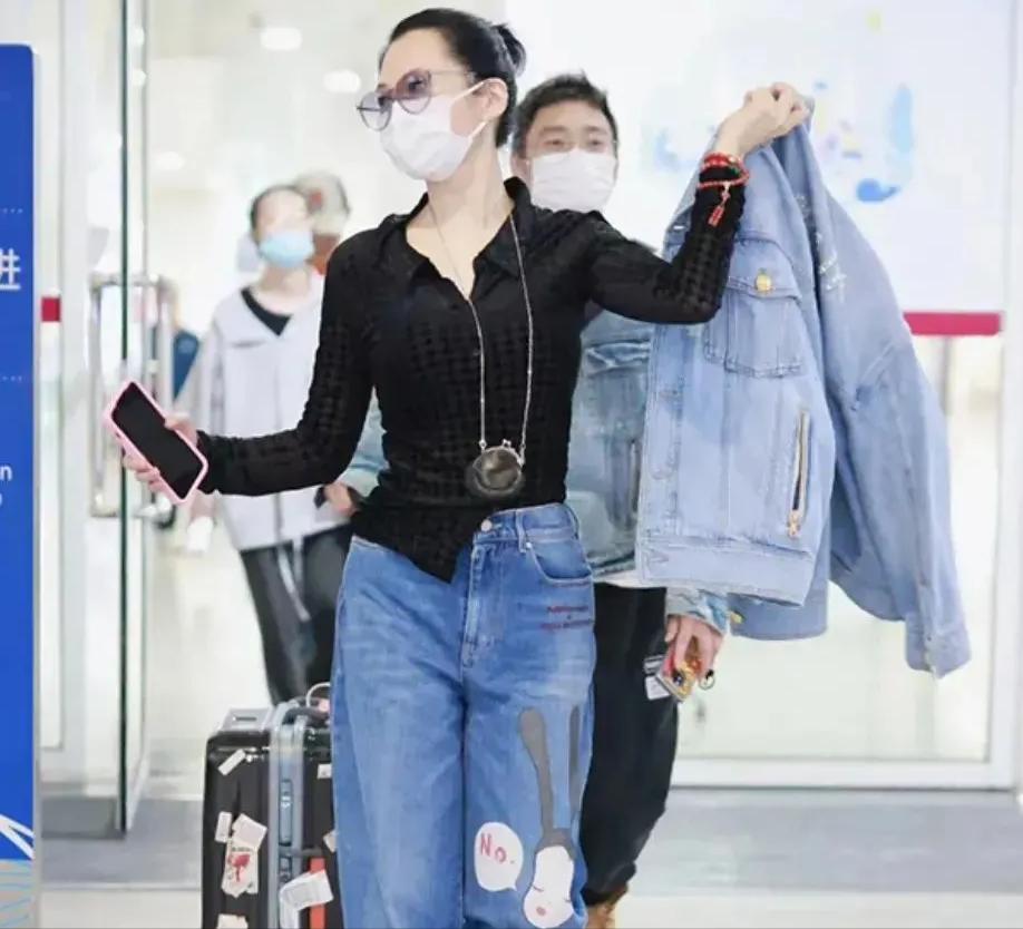 她一生“风流成性，老少通吃”，撩汉无数，现如今56岁依旧单身