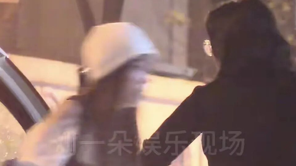 汪苏泷和擦边“网黄”女友的瓜！