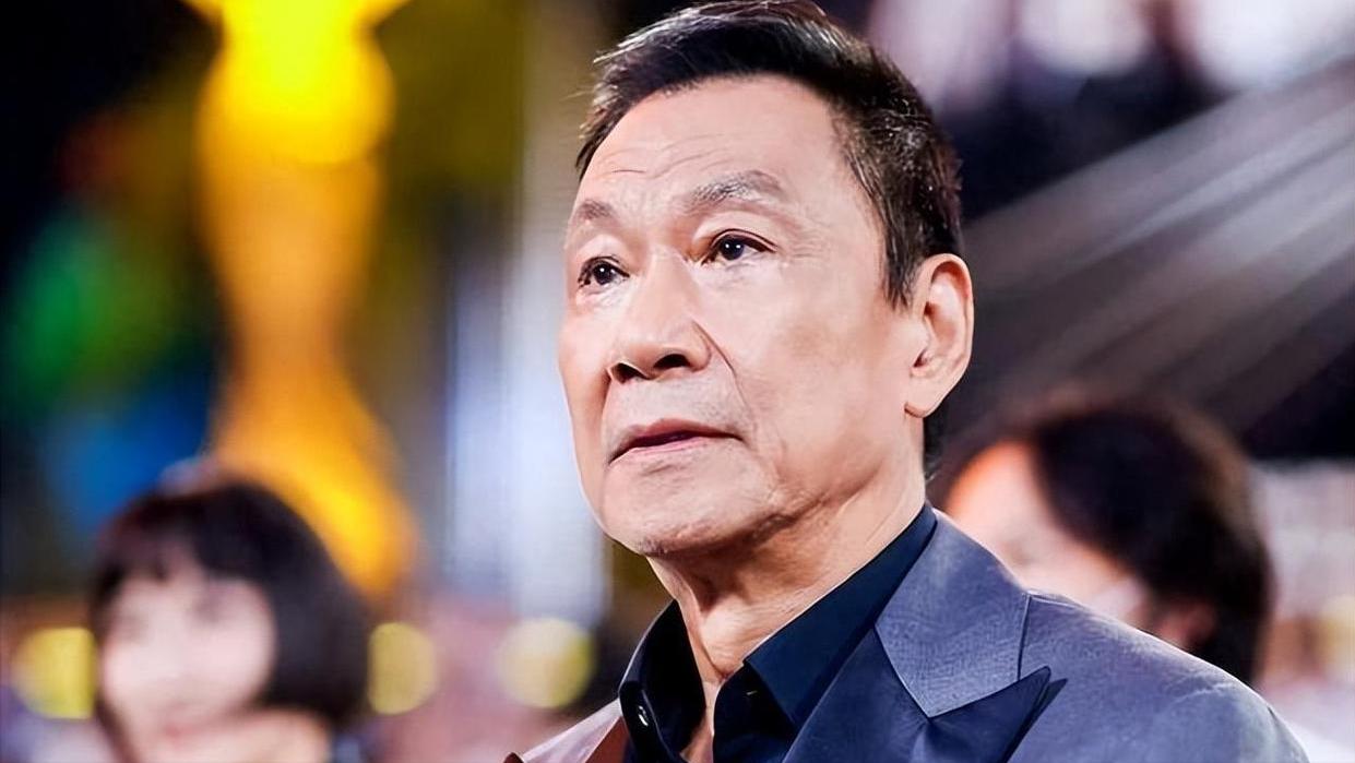 王学圻近况曝光，才明白为何对簿公堂，也要和结婚40年的发妻离婚