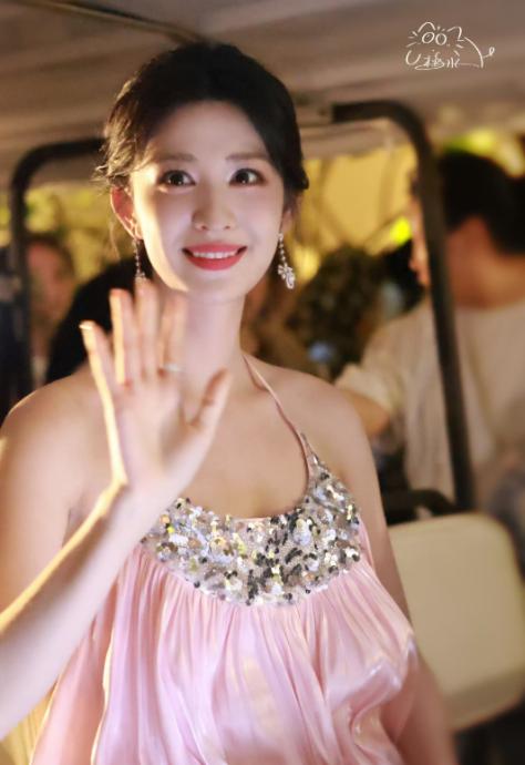 一场生日，戳穿27岁王楚然“江湖地位”，杨洋一个字都没说错