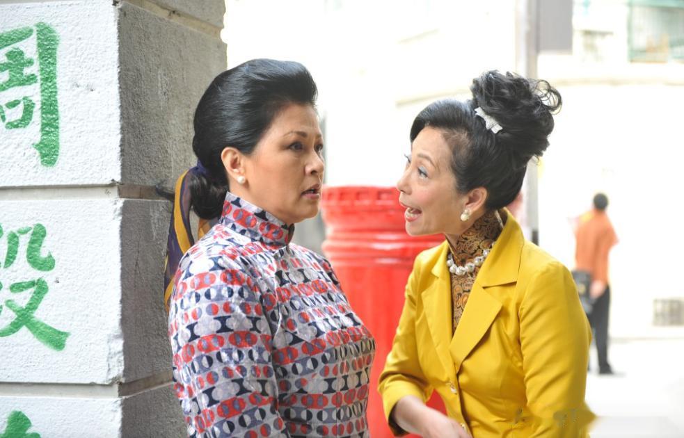 TVB“御用八婆”消失多年，经历离婚破产重病，入住老人院度余生