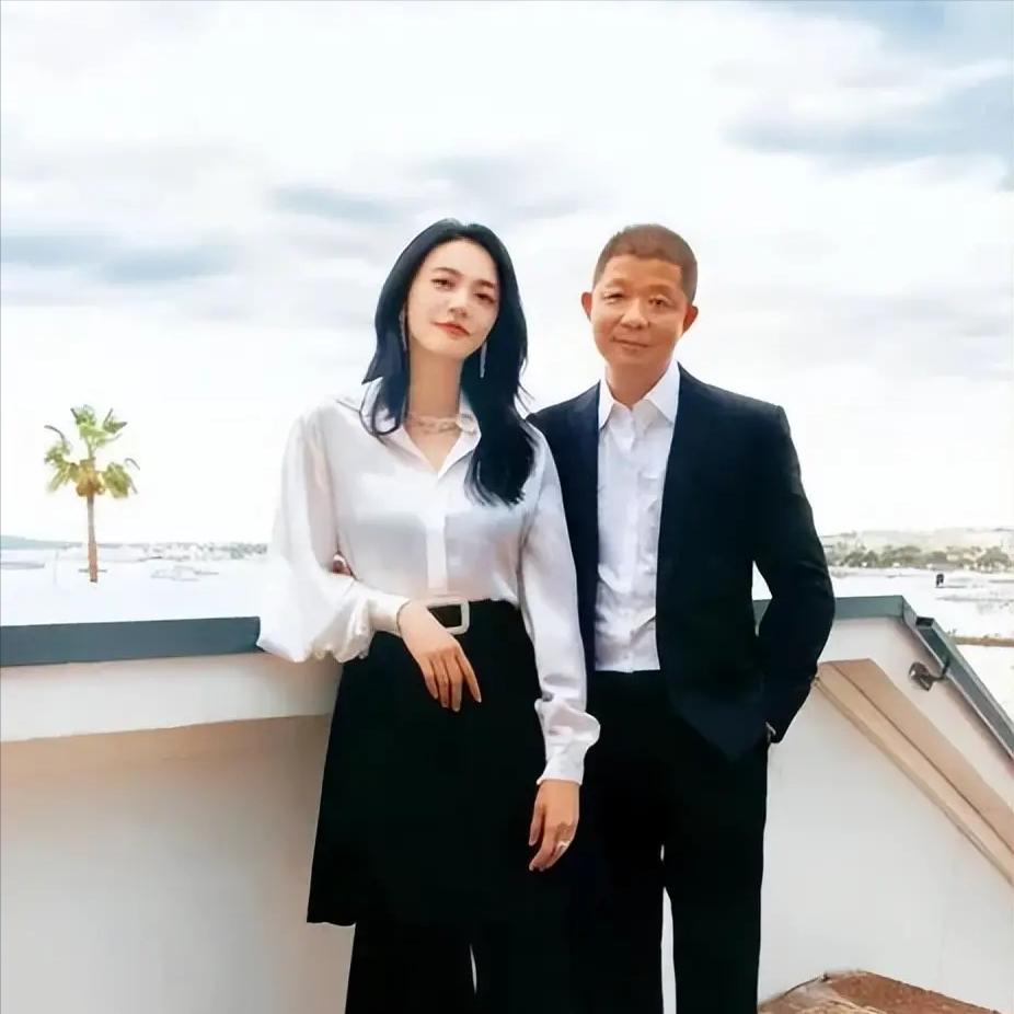 被曝婚内出轨是冰山一角，不到48小时内娱3大瓜，连姚晨也受牵连