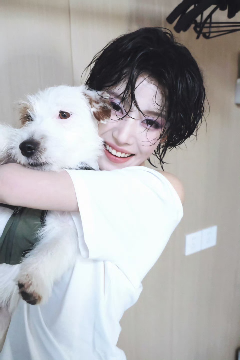 卢昱晓 最新短发造型 斩男又斩女 帅我一脸