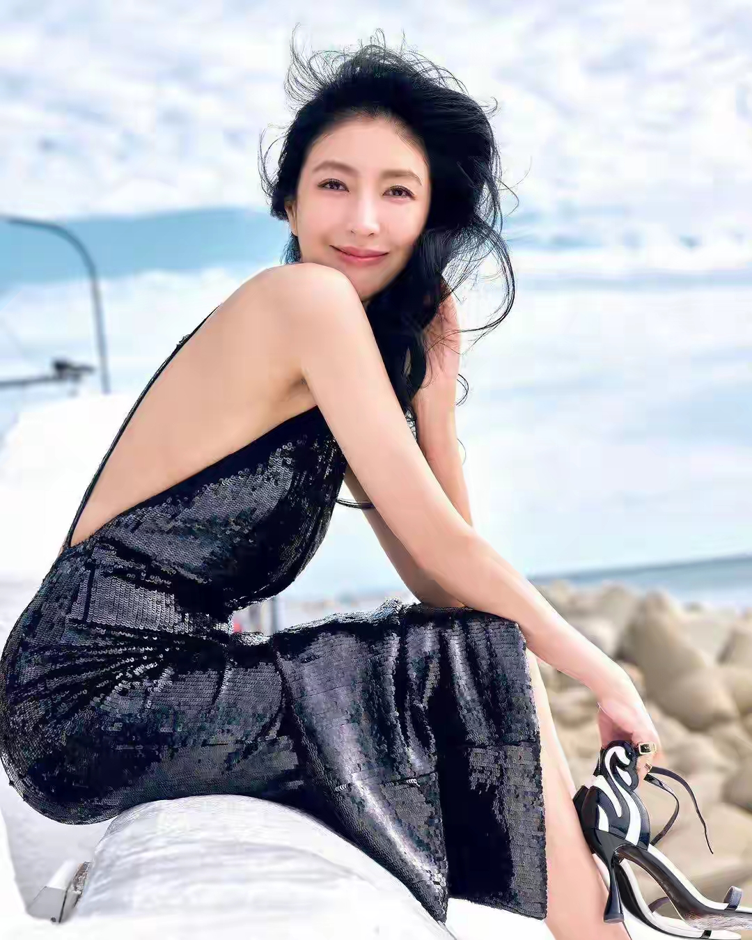 杨谨华御姐气场全开，美到让人挪不开眼