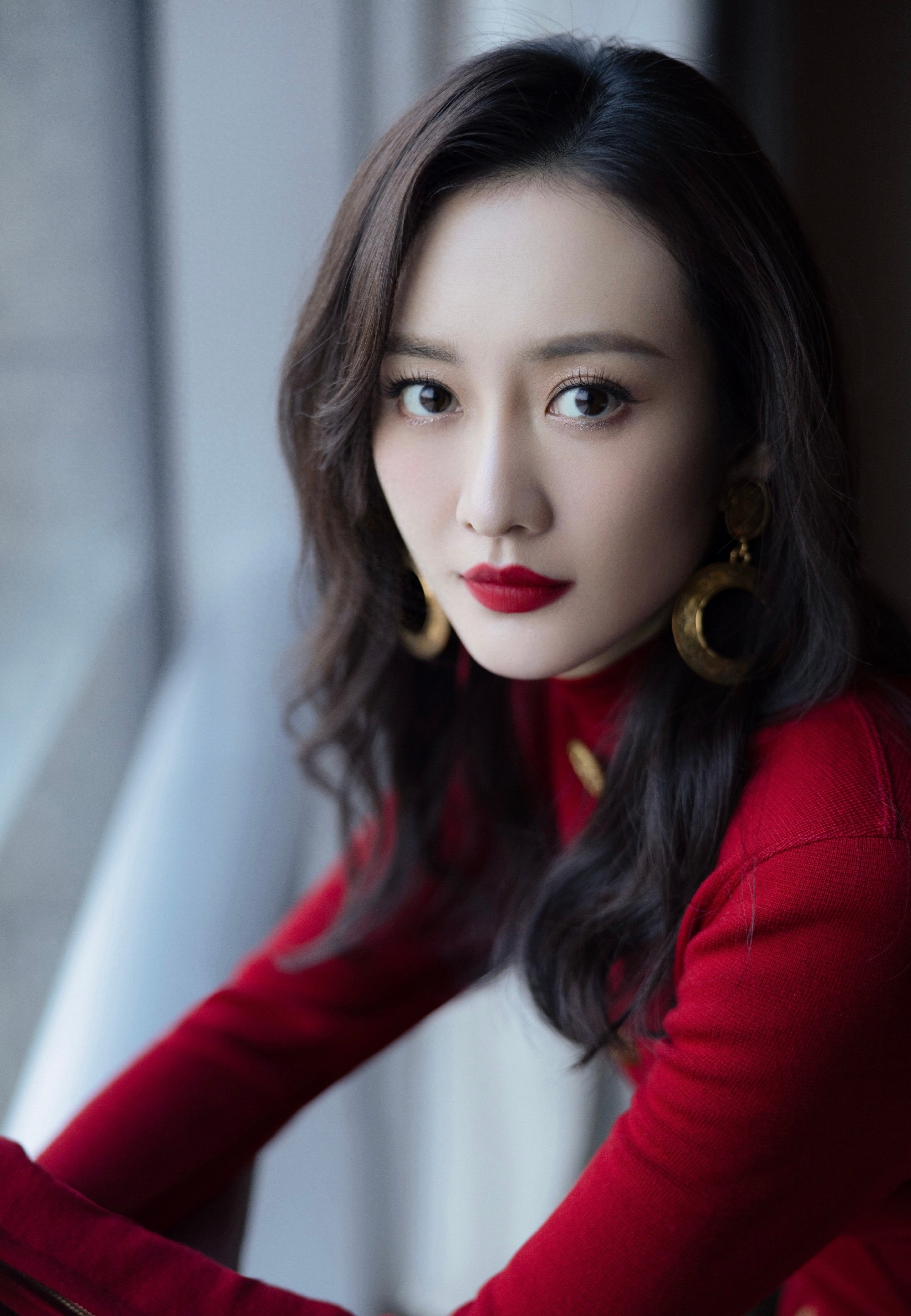 2岁女儿才露面，王鸥再被曝大瓜，还是牵扯隐婚生子风波中的男人