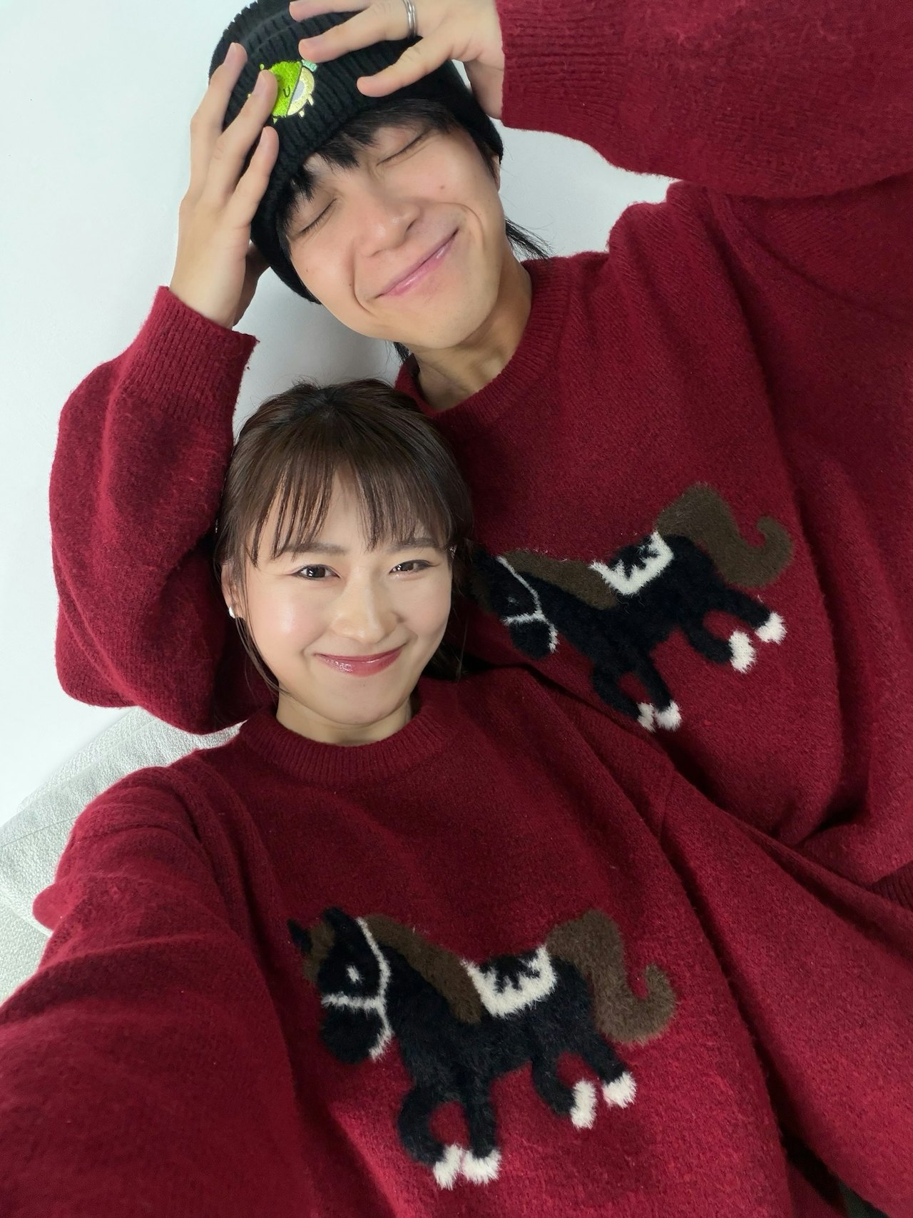 35岁TVB小生疑似造人成功,日本妻子晒安产平安福,两人结婚四年