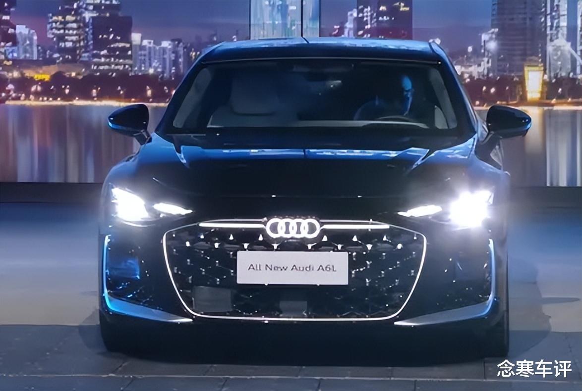 双前脸+车标上移！全新奥迪A6L外观大改，保留3.0T六缸，配置硬核