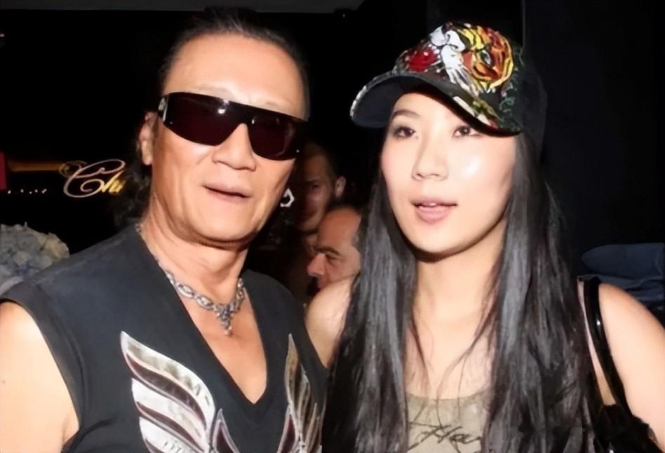 口无遮拦惹大祸！曝张柏芝三娃生父的coco 彻底撕碎谢家的“体面”