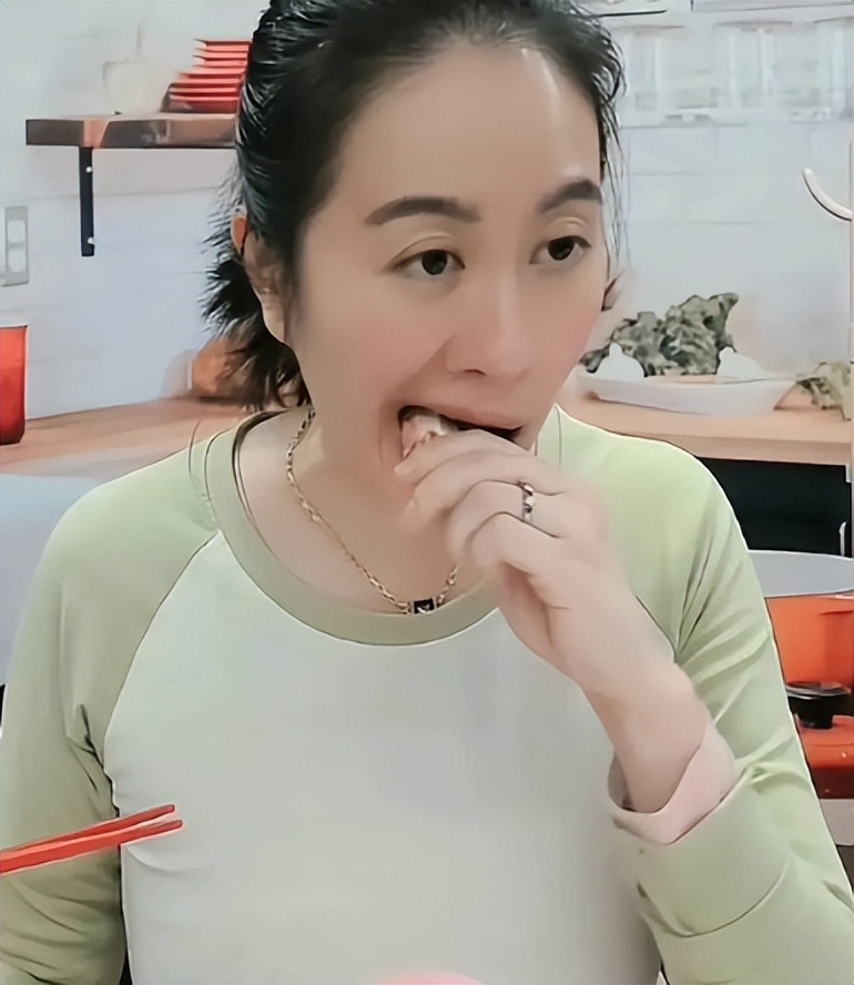 46岁叶璇：曾被称古装美人，如今拍短剧，本人回应引全网夸赞