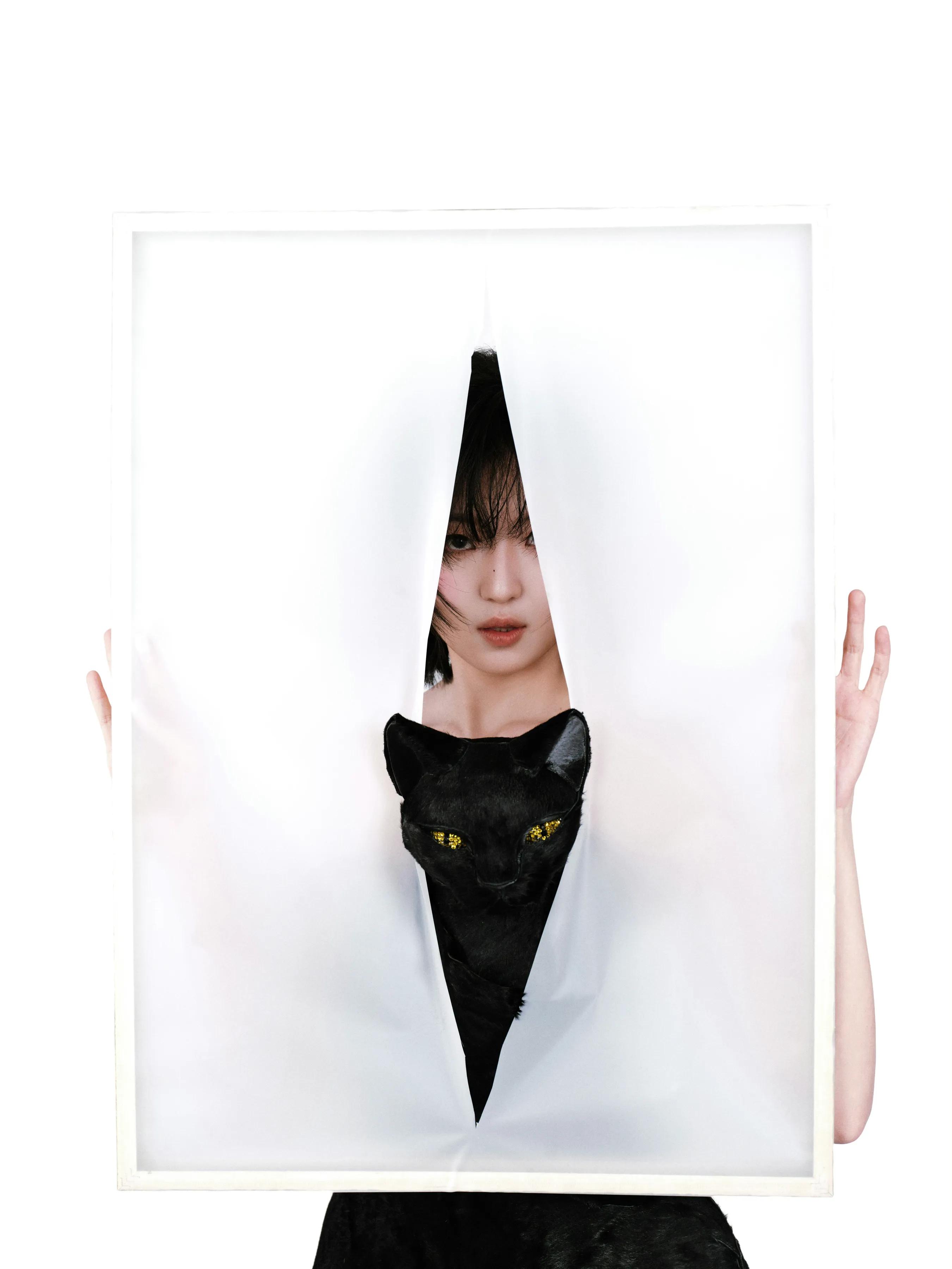 孙千，是小野猫，也是小魔女。
