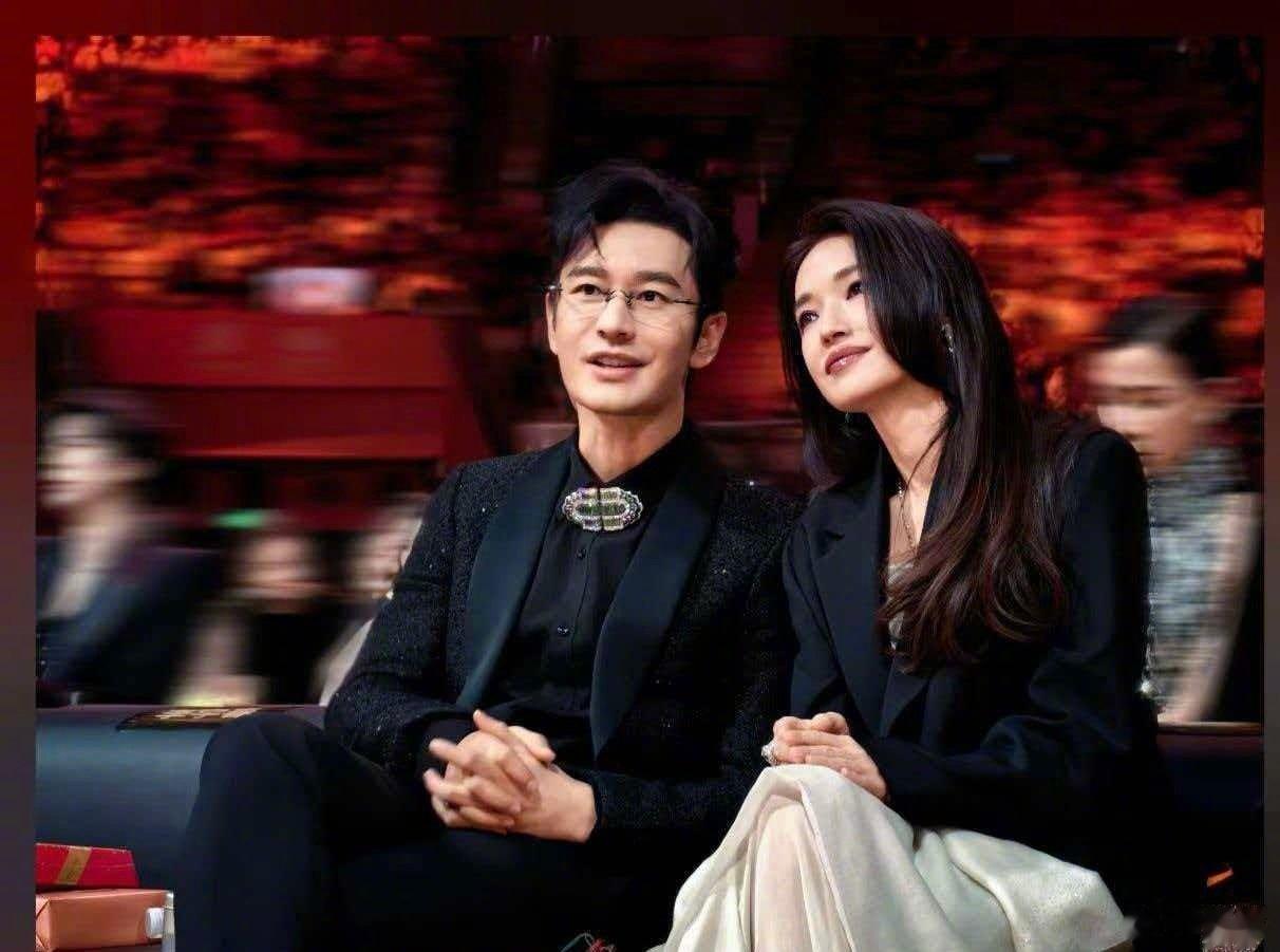 舒淇和周迅、陈坤一同守岁！郑伊健夫妇也在发福变胖，深夜聚会嗨