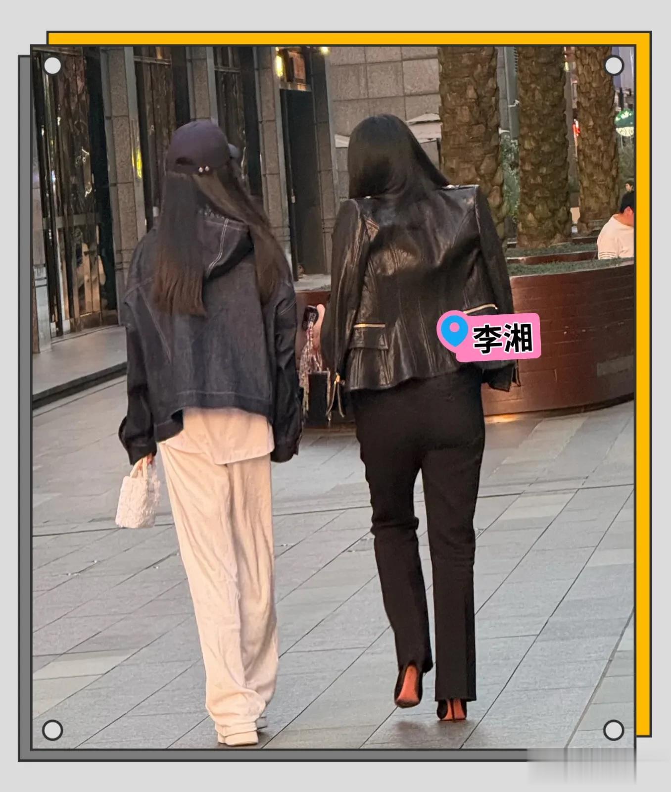 李湘王诗龄小区散步被偶遇，李湘披着皮衣，穿着高跟鞋，瘦了很多