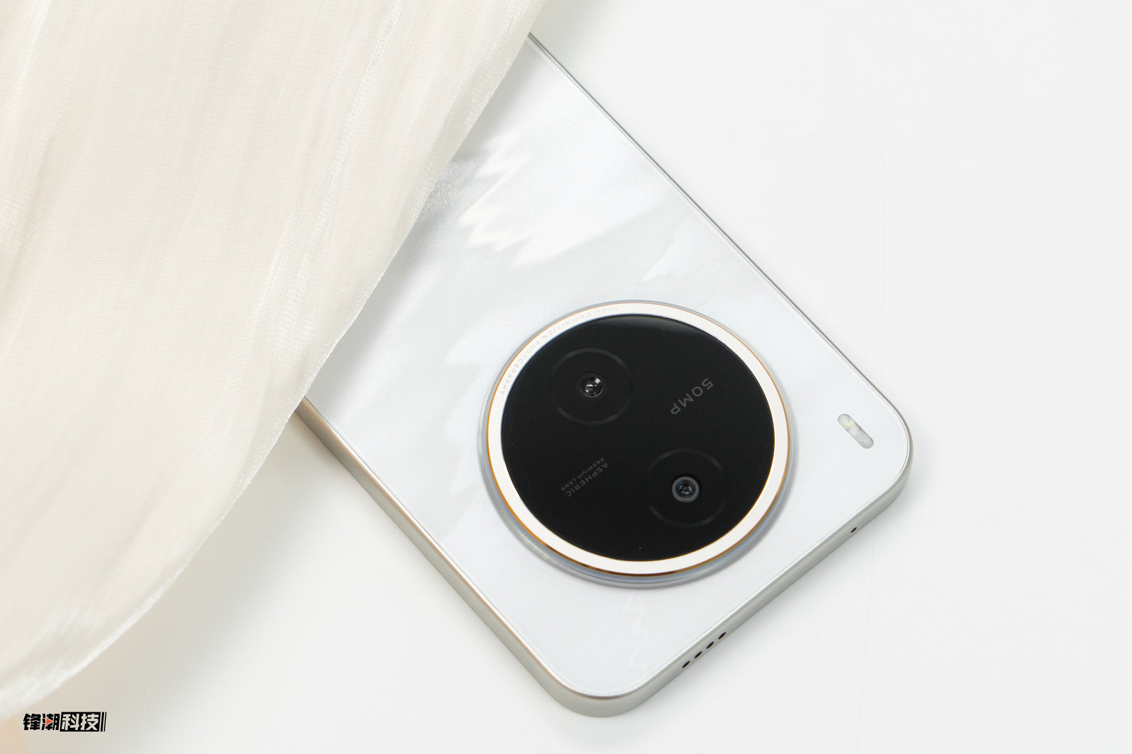 vivo Y600 Pro图赏：10200mAh超大容量电池，持久又耐用