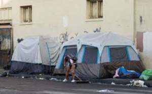 你的“医保”正在合法毒害你？美国百万中产随时踏入“斩杀线”……