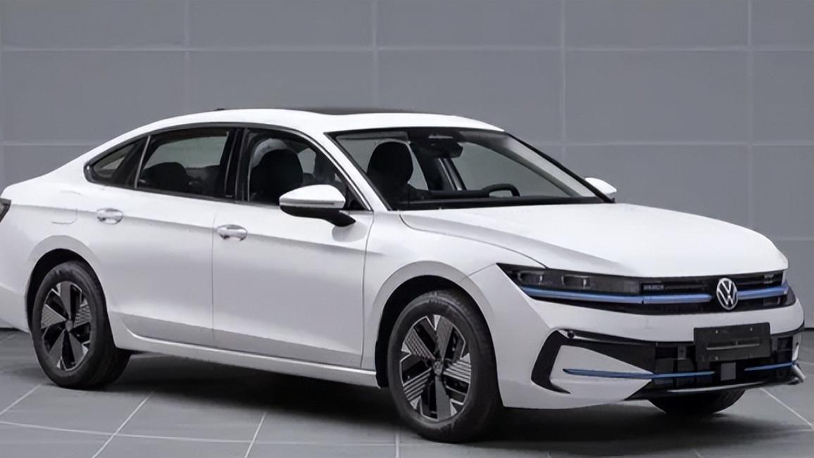 终于抛弃1.4T！全新迈腾PHEV动力升级，纯电续航提升至127公里