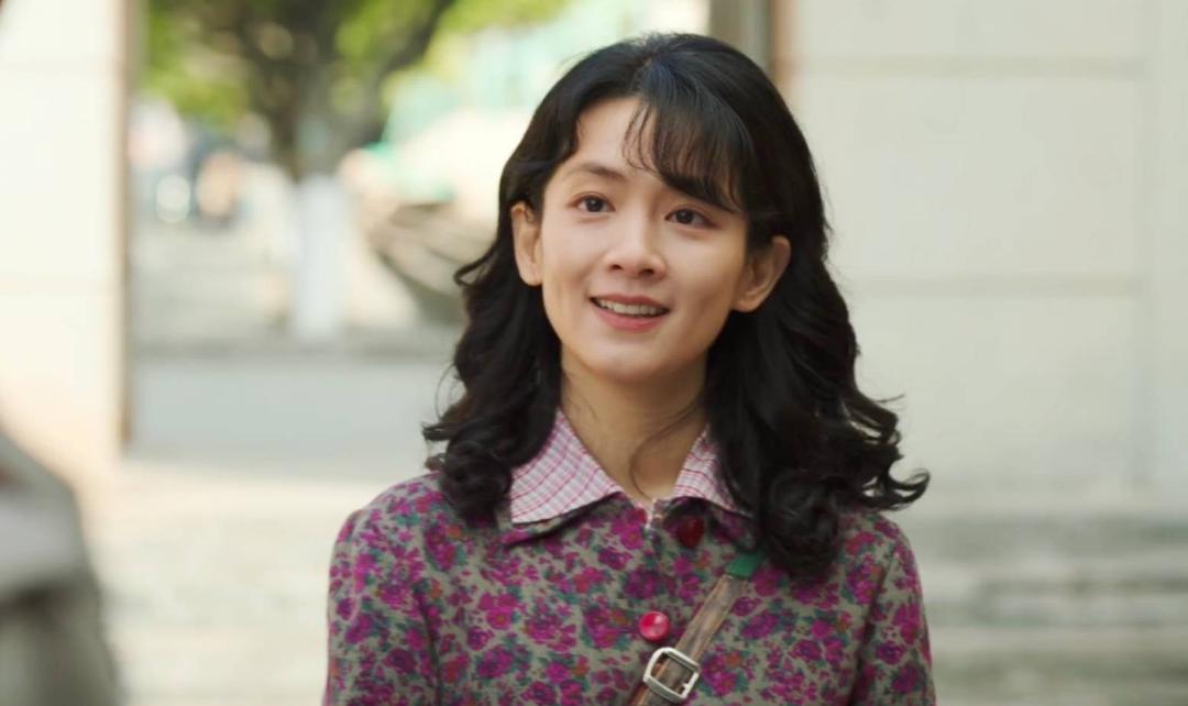 大龄演员别装嫩！39岁毛林林给28岁张凌赫演妈，打脸多少扮嫩女星