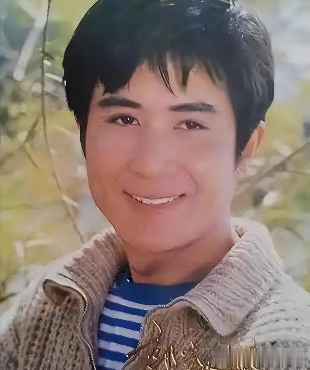 谁能想到，昔日红遍全国的银幕偶像，最终低谷里握住最珍贵得幸福