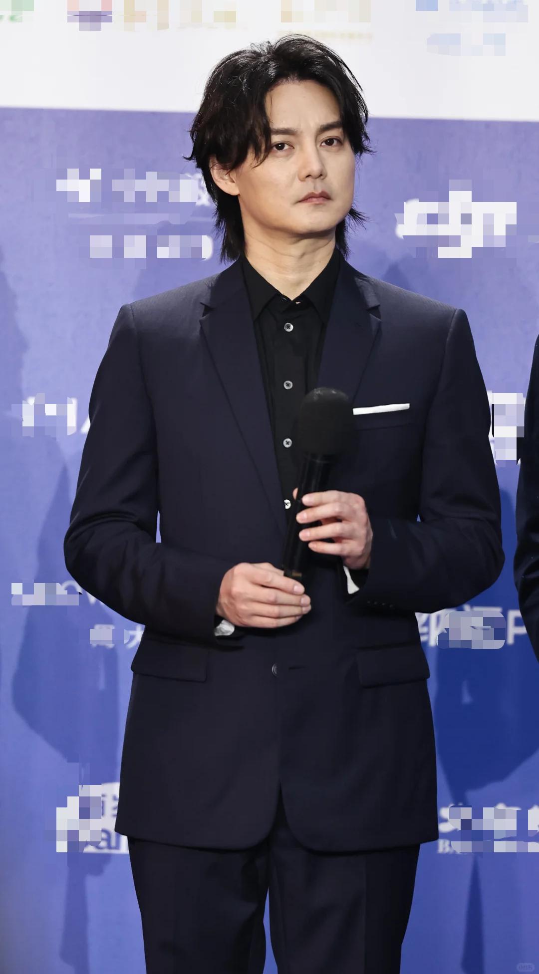 这晚6位男星原形毕露！央媒超清大头贴，全员无滤镜仅李乃文扛住