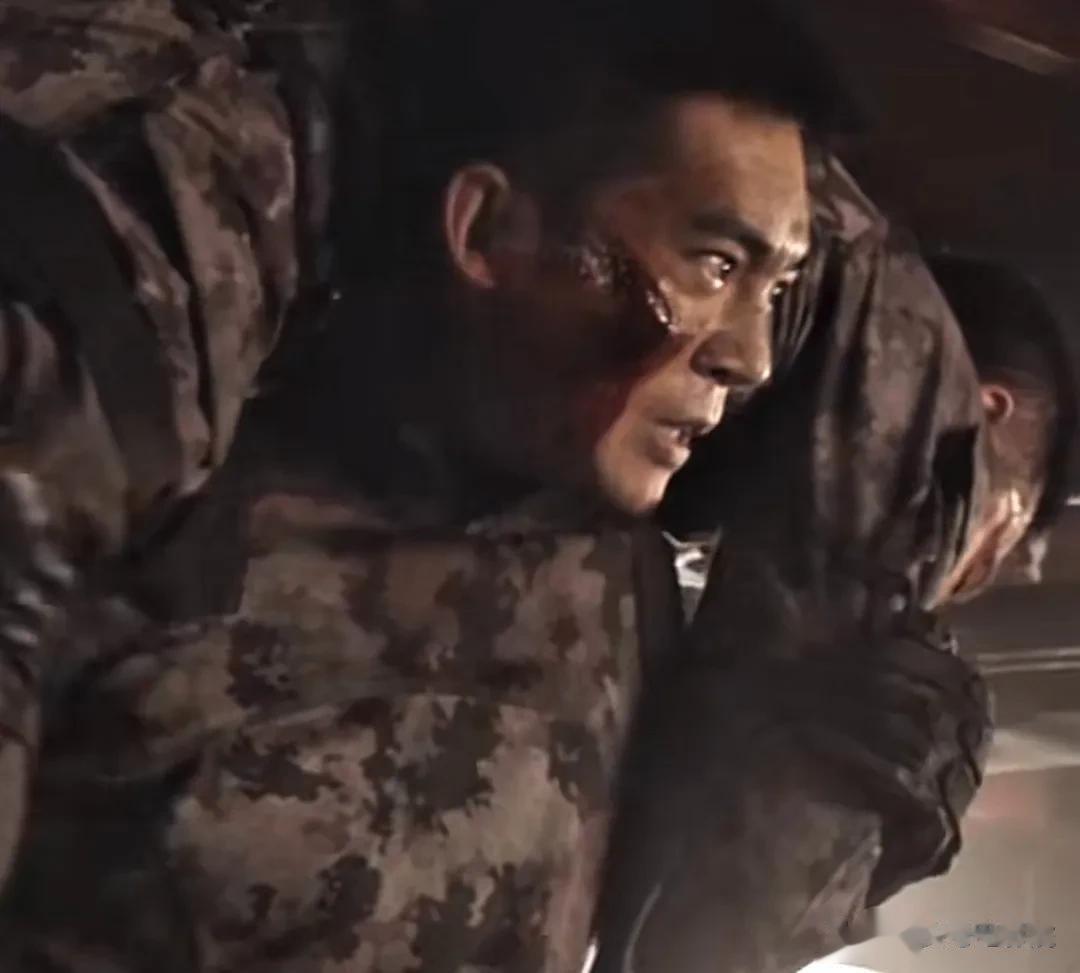 金像奖提名公布!肖战杨幂赵丽颖出局,《蛟龙行动》6个男主0入围