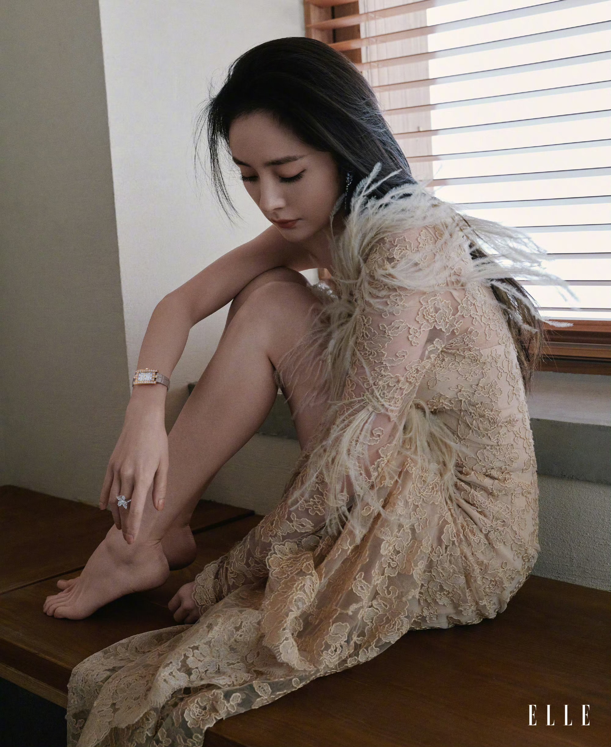 杨幂 已经褪去魅惑 带着一股霸气