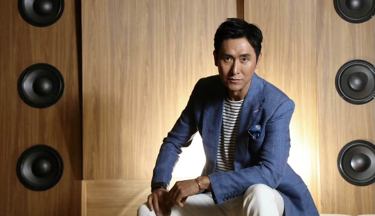 又走一个！TVB知名男星正式宣布离巢，主演新剧积压近三年才播出