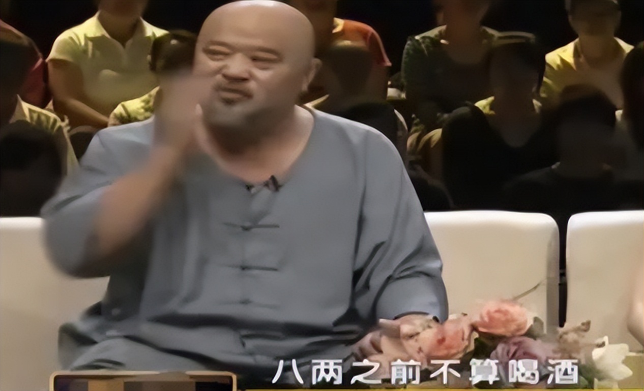 每天2包烟，顿顿8两白酒，70岁李琦跟去世前杨少华状态如出一辙