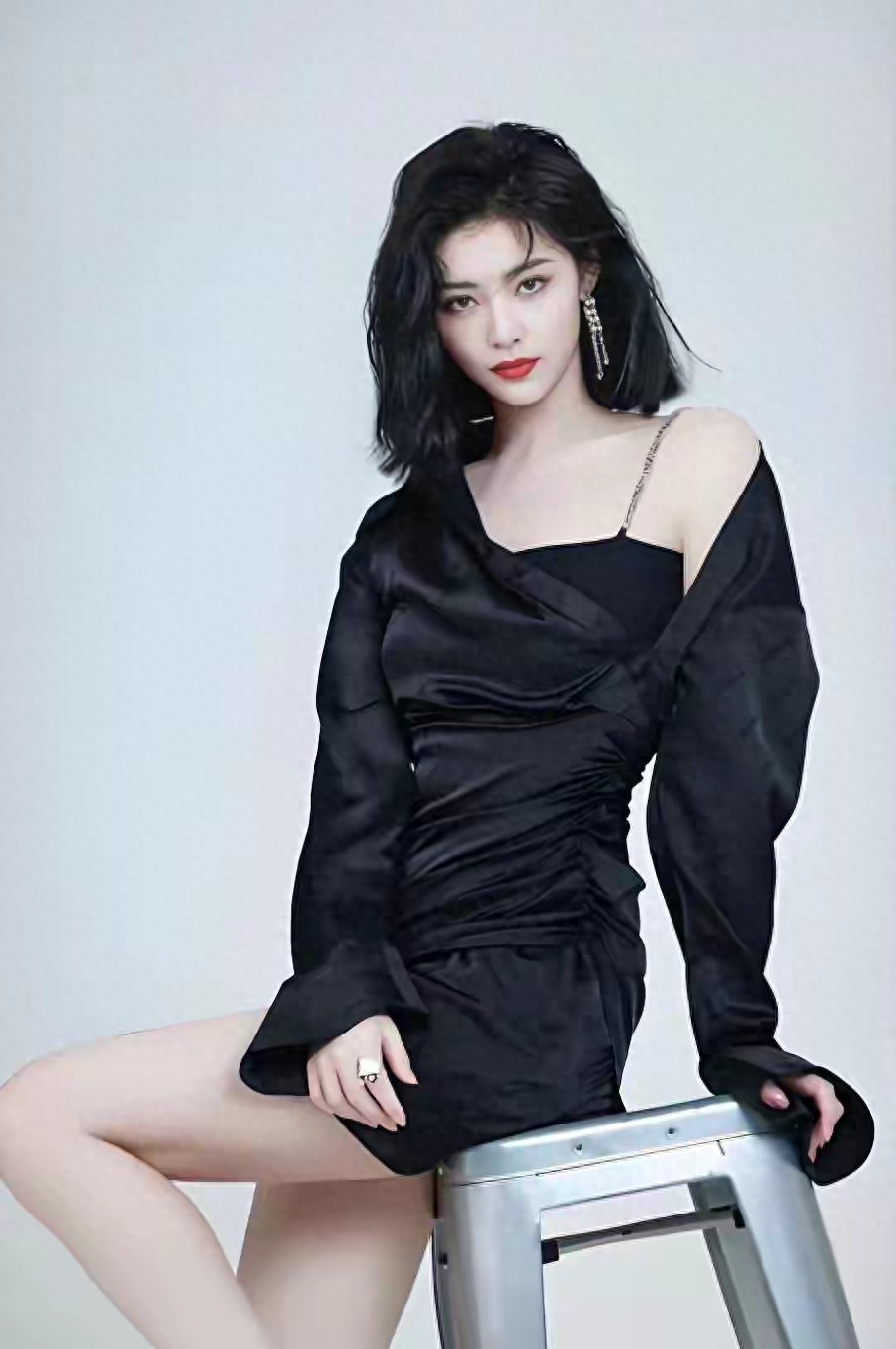 许佳琪‖冷艳凝风骨，纤腰美丽