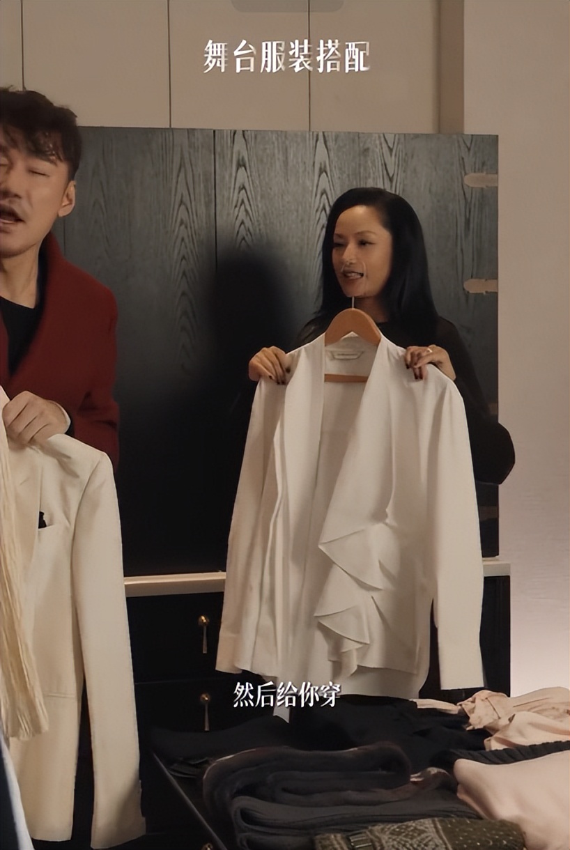 胡兵没想到，55岁“打光棍”的真相被瞿颖爆了出来，简直一针见血