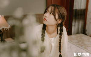 妻子将出轨的我告上法庭，结果判她净身出户后，她当场悔哭