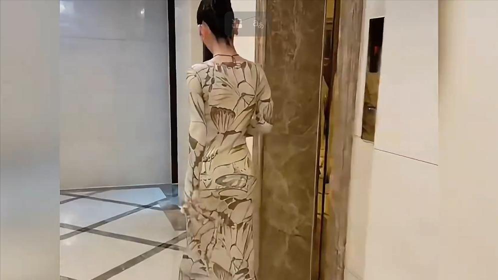 杨子带28女友见91岁母亲，女方履历不一般，黄圣依17年付出一场空