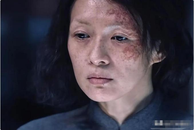 汪峰也没想到，距离过年仅剩5天，46岁章子怡高调官宣了喜讯！