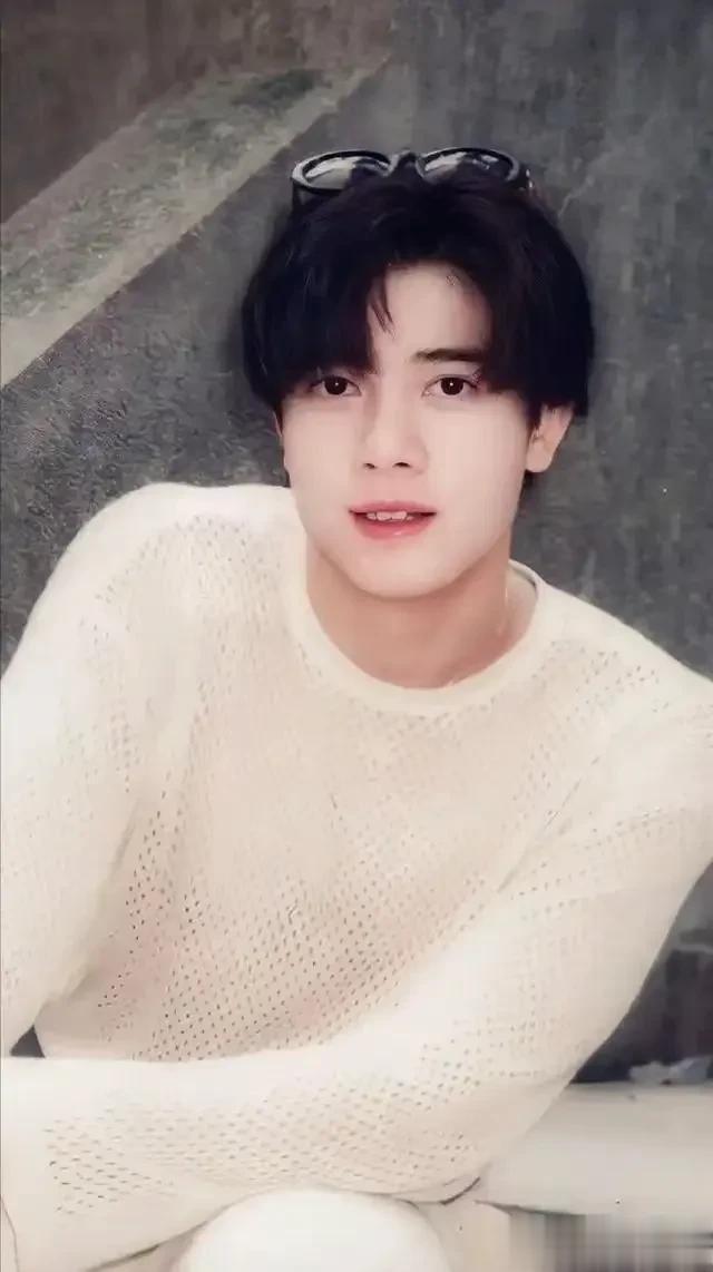 这对老夫少妻组合，最终还是迎来结局 郭富城坦言每天压力大睡不着