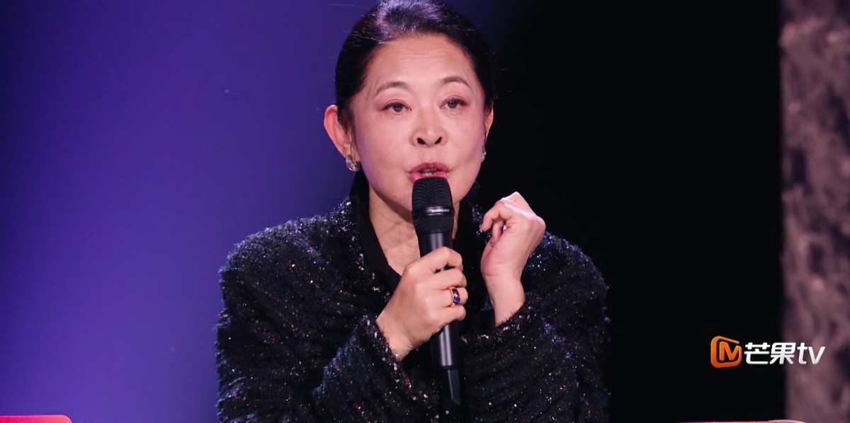 《浪姐7》首个翻车姐姐，全场跑调，周杰伦前女友头衔也不顶用