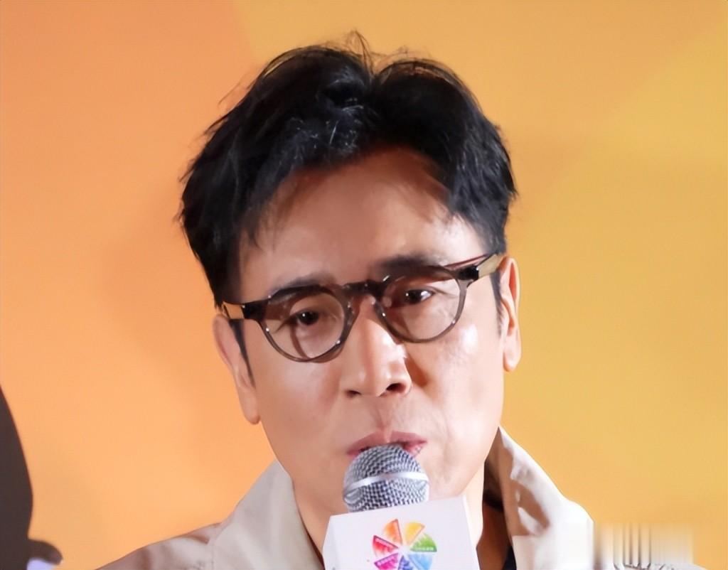 《森中有林》首映这天：高圆圆脸垮、张天爱紧致，韩庚咋肿成这？