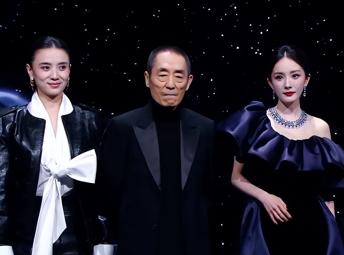 85花格局又变了！3人上桌、2人下桌，杨幂尴尬，赵丽颖赢麻了