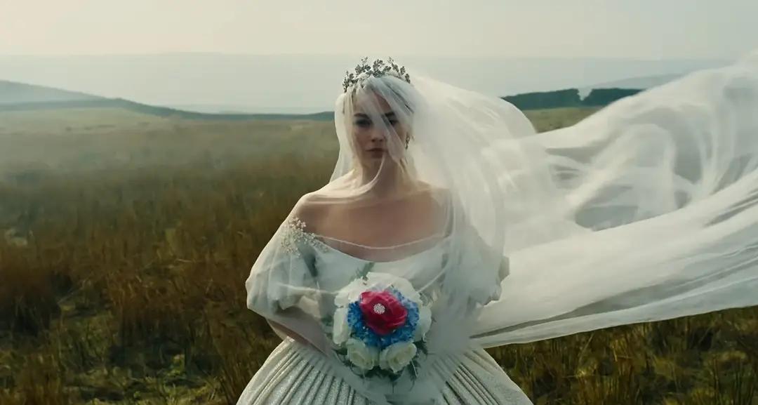 全球破16亿，北美登顶，中国首日222万？观众给好莱坞上了一课