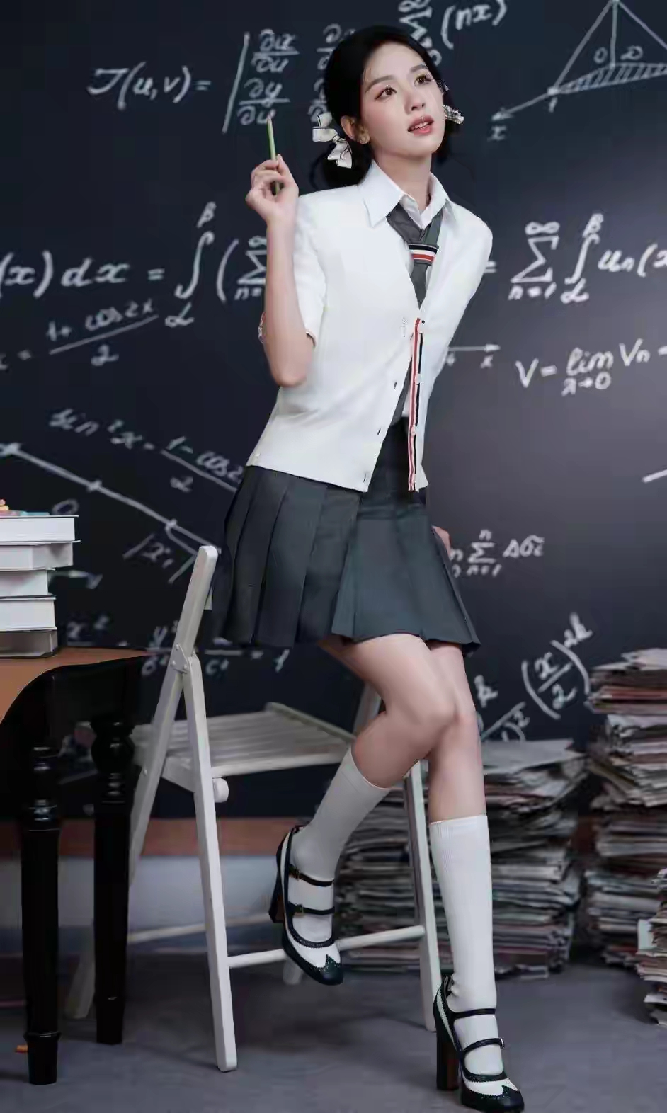 陈都灵的表演技巧真是让人叹为观止，每细微的表情变化都恰到好处