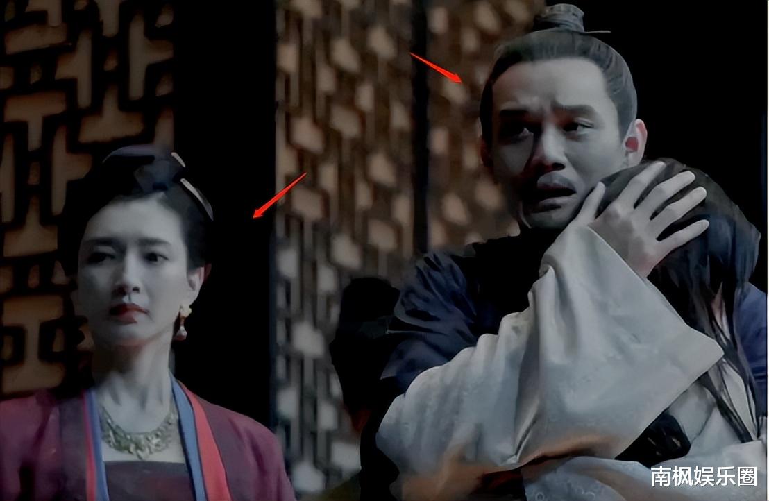 江疏影，被迫下桌
