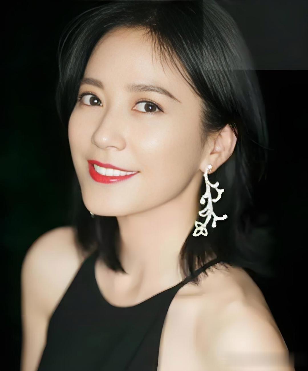 40岁的美艳女星，你喜欢哪一位?