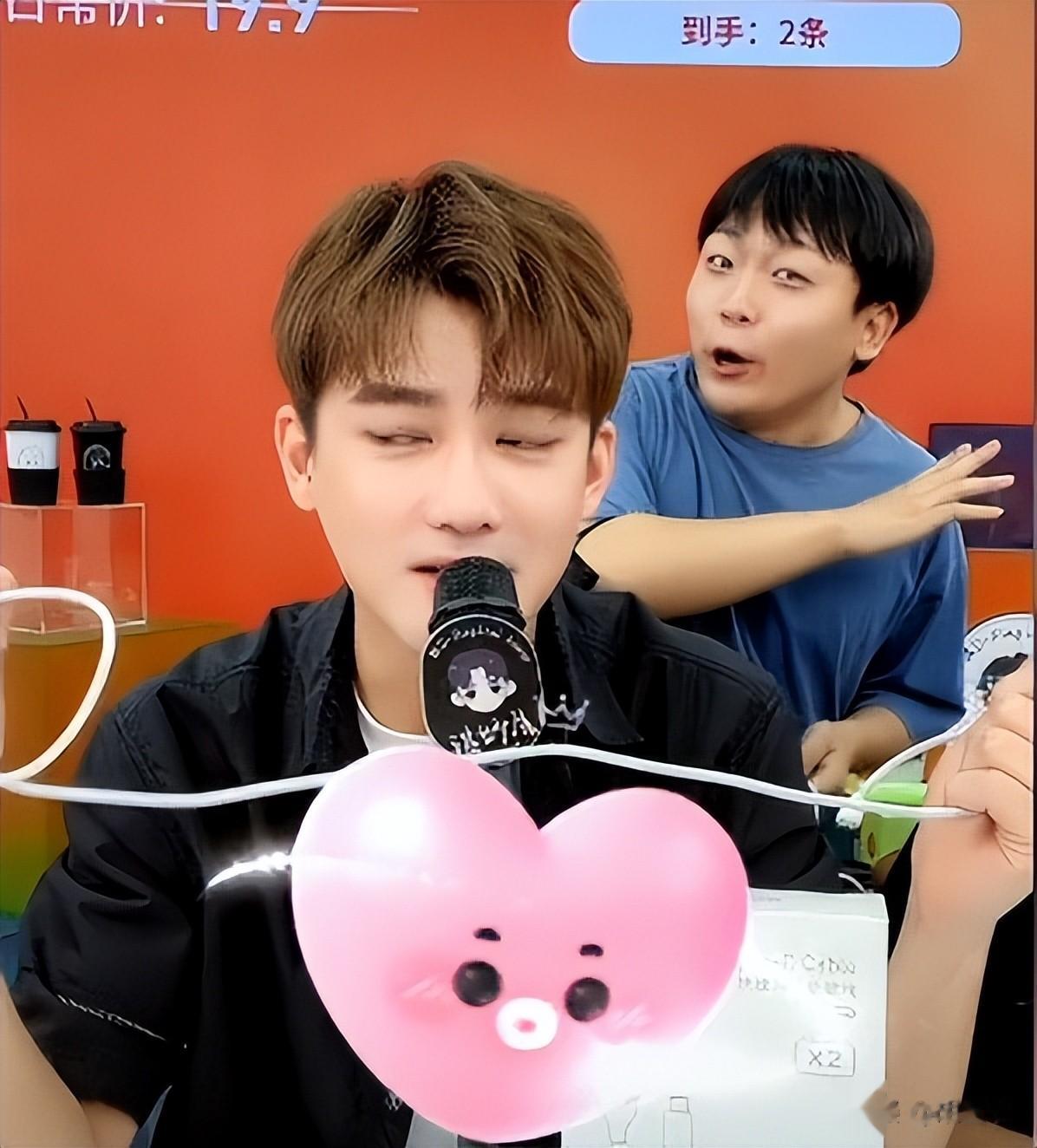 蔡琳再买豪宅！嫌海景房小、新家客厅大到能踢球，中国带货仅一年