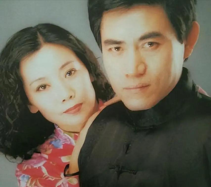 陈宝国近况令人揪心！发福显老像80岁，独子43岁还不婚成唯一心病