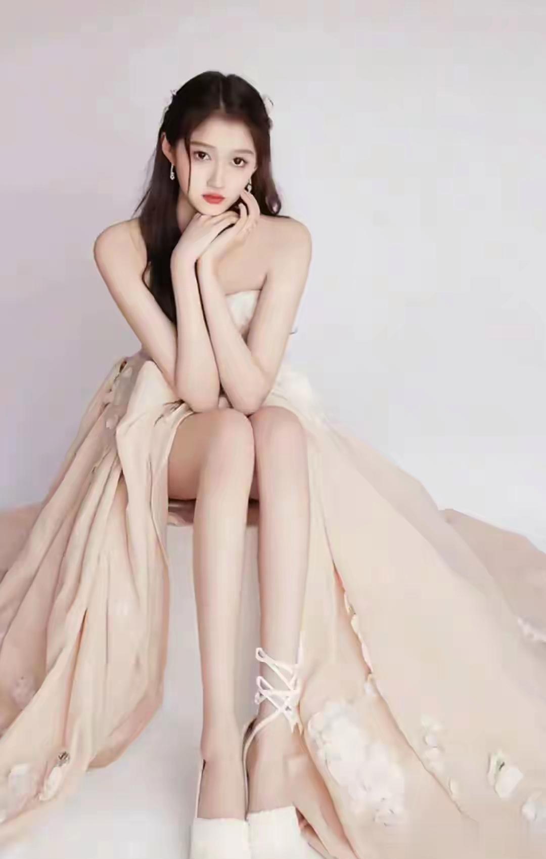 关晓彤这身材太完美了