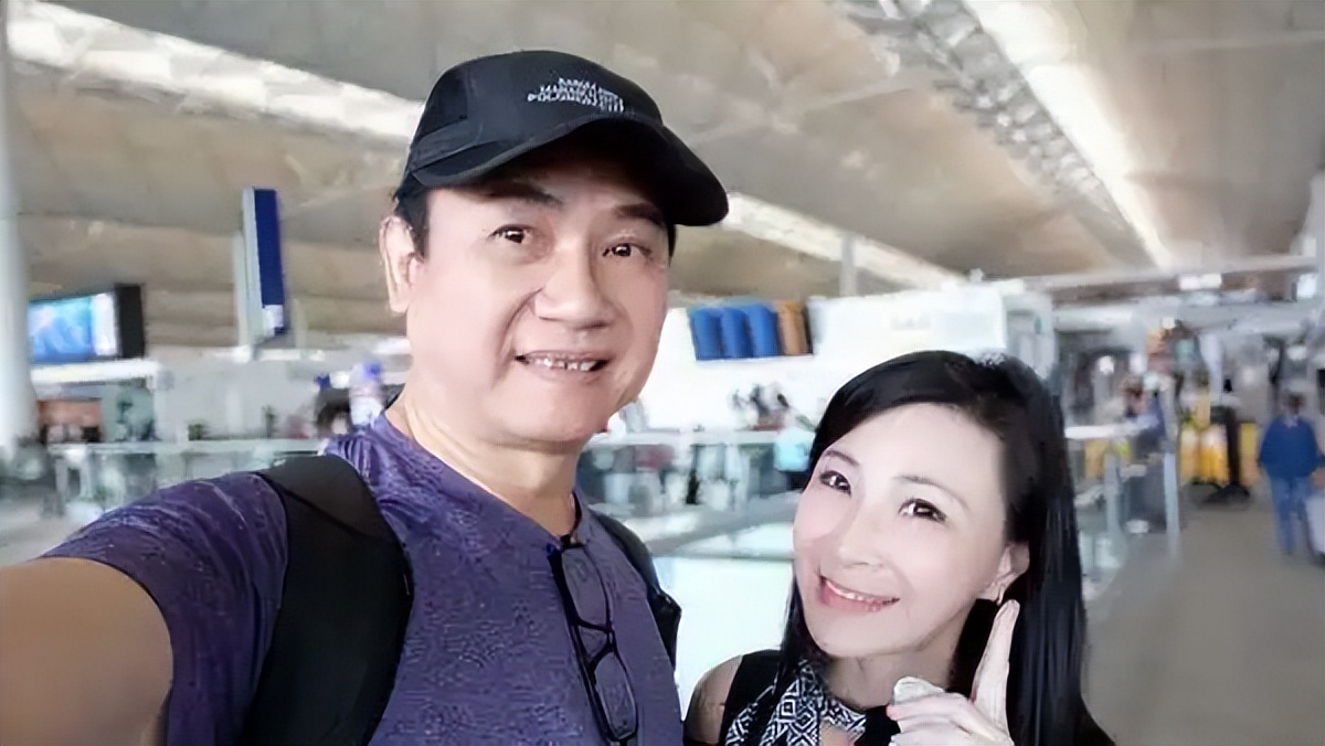 前TVB演员邓汝超离巢后曾投资生意损失百万,与梁朝伟周星驰是同学