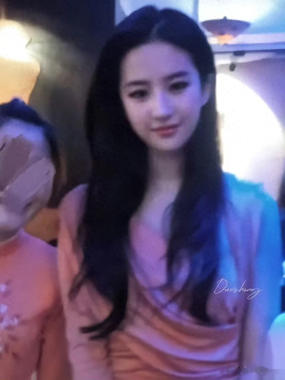 刘亦菲 ｜模糊的画质 清晰的美貌 ???