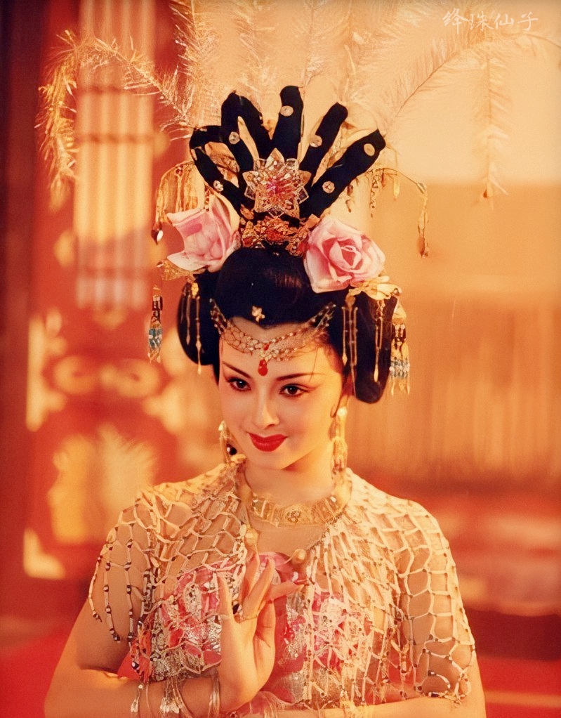 回国五天后安详离世！生前花20万美元盖学校，弥留之际包机回中国