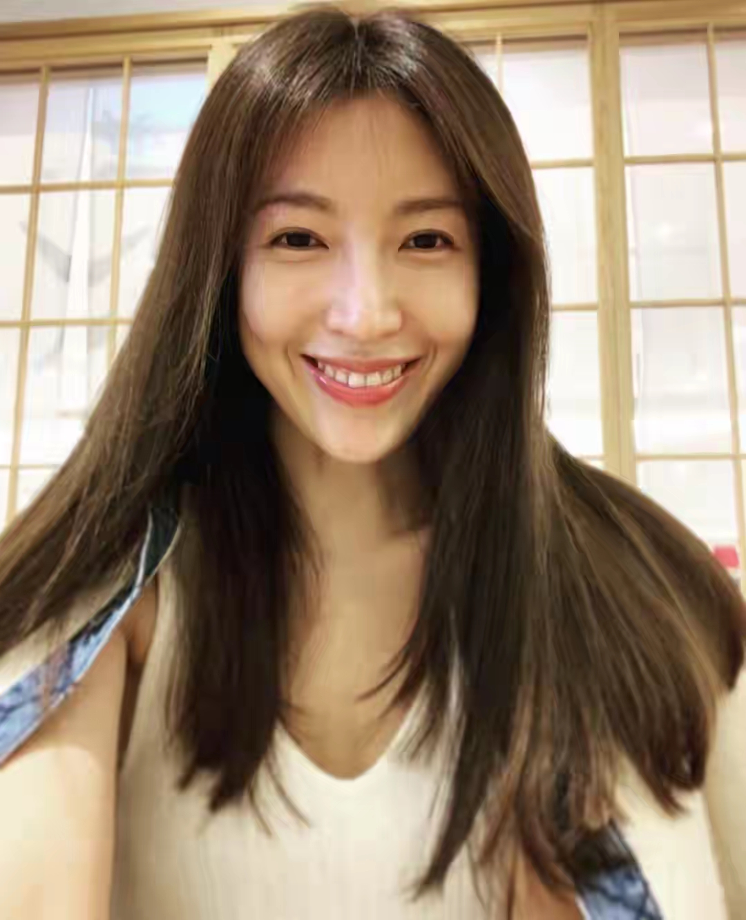 杨谨华御姐气场全开，美到让人挪不开眼