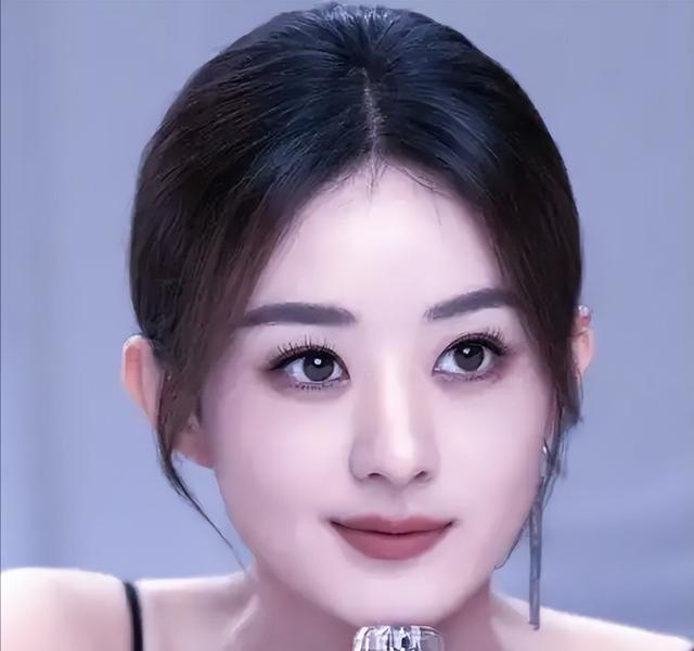 离婚5年，47岁冯绍峰高调官宣喜讯，让前妻赵丽颖和内娱刮目相看