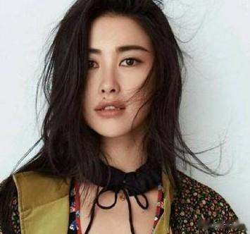 朱珠侧颜杀疯了！生图比精修还能打，41岁状态太绝